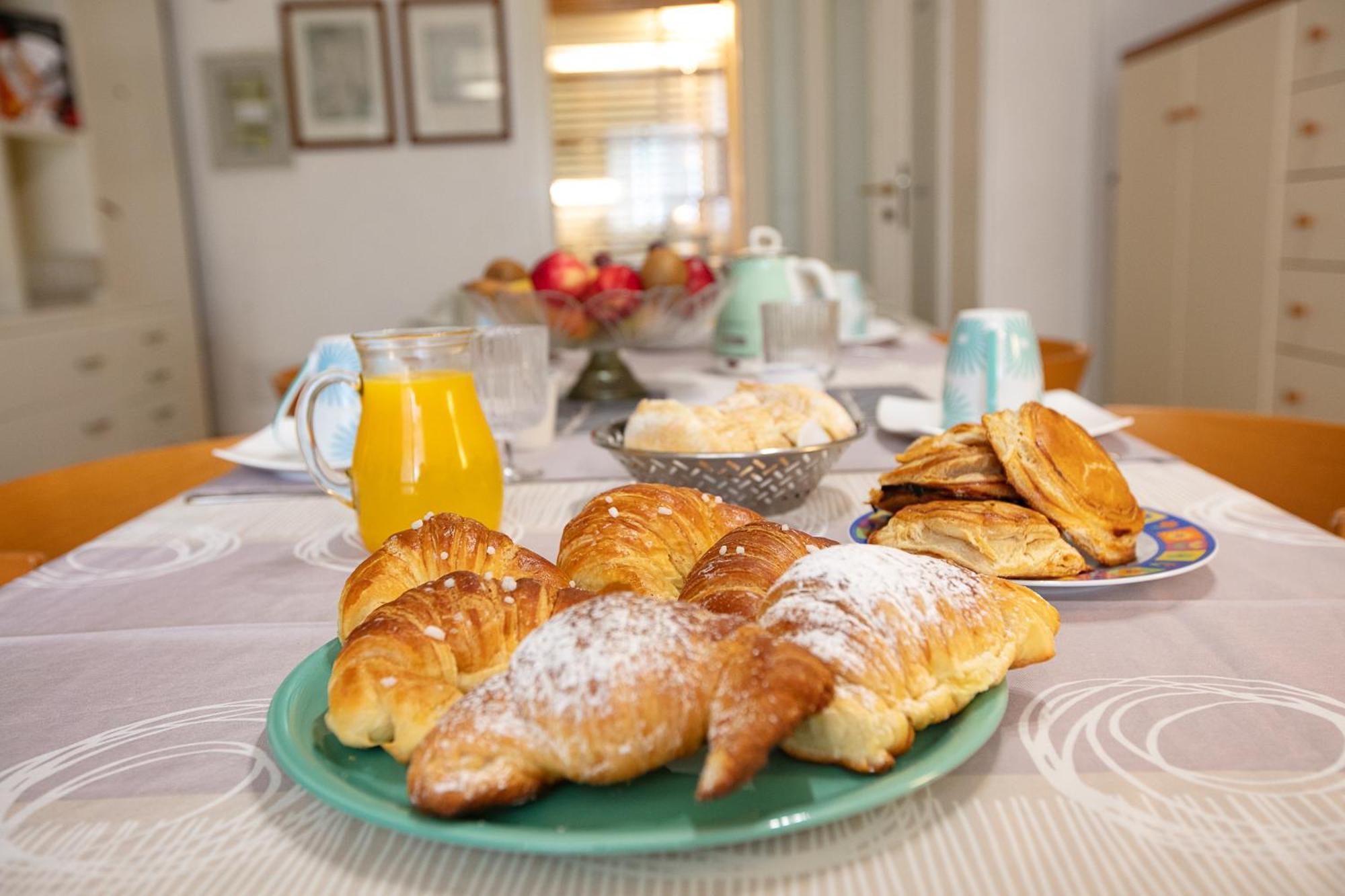 Giardini e Mare Bed & Breakfast Quartu SantʼElena Exterior foto