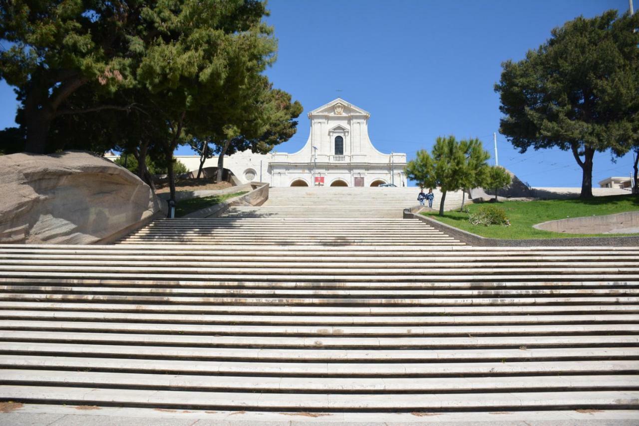 Giardini e Mare Bed & Breakfast Quartu SantʼElena Exterior foto
